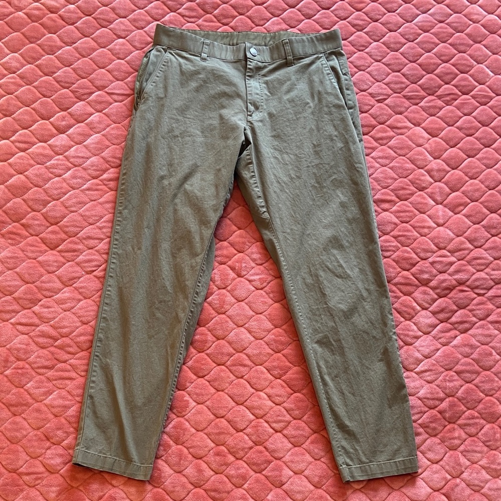 Fabletics Joggers. Men's Medium.